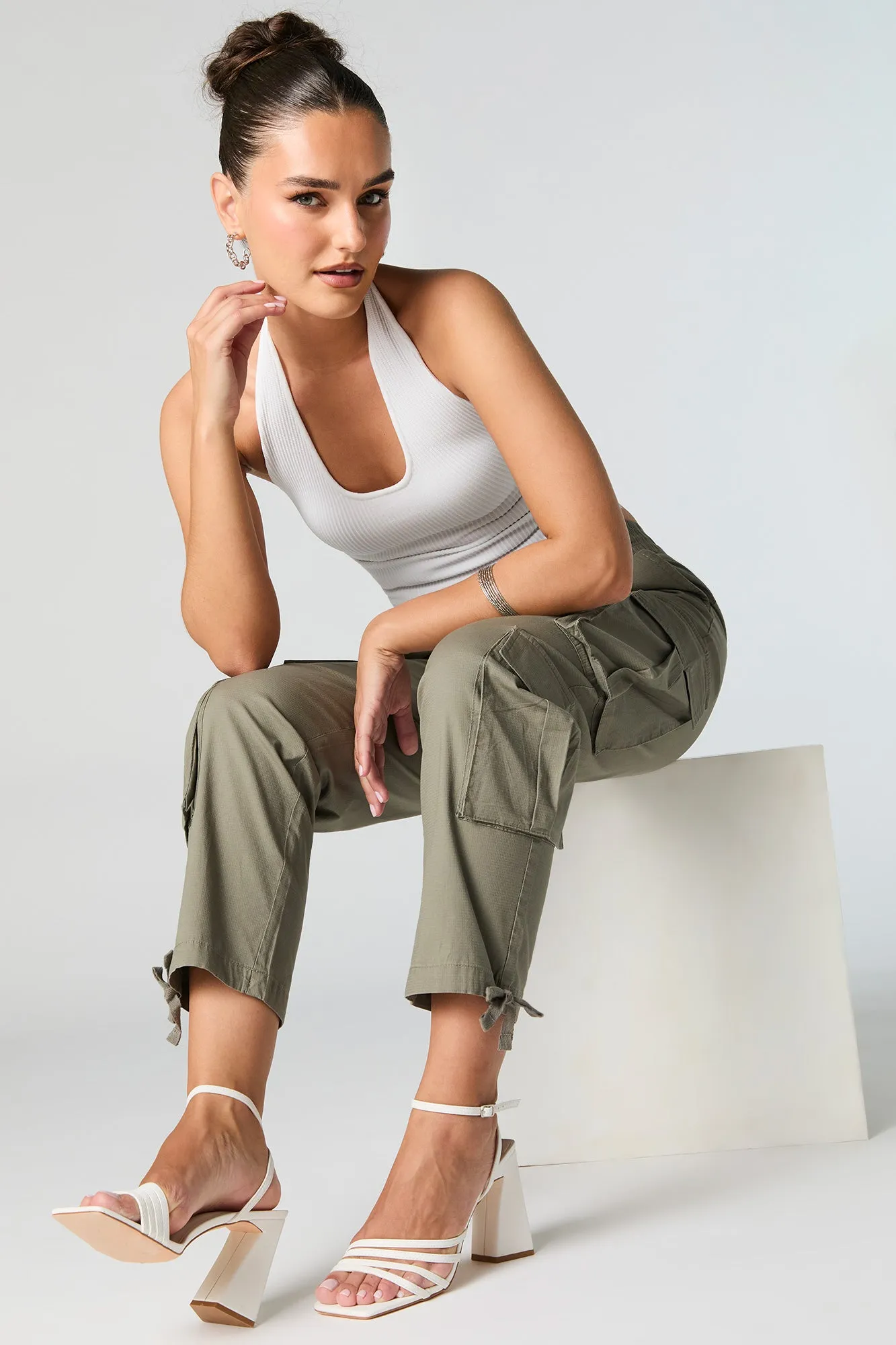 Elastic Waist Multi Pocket Cargo Pant