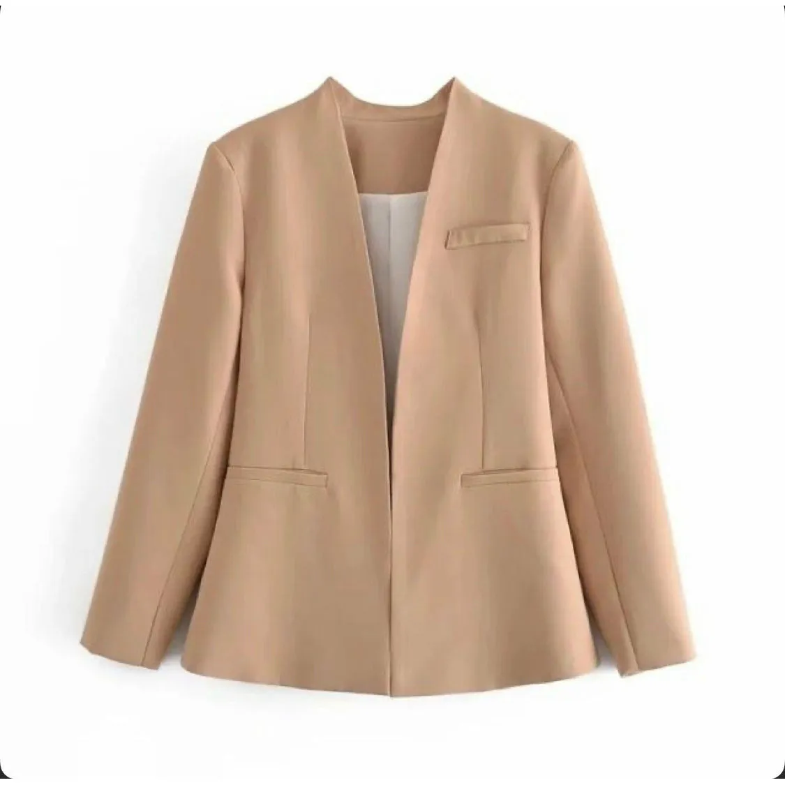 Elegant Ladies Formal Blazer