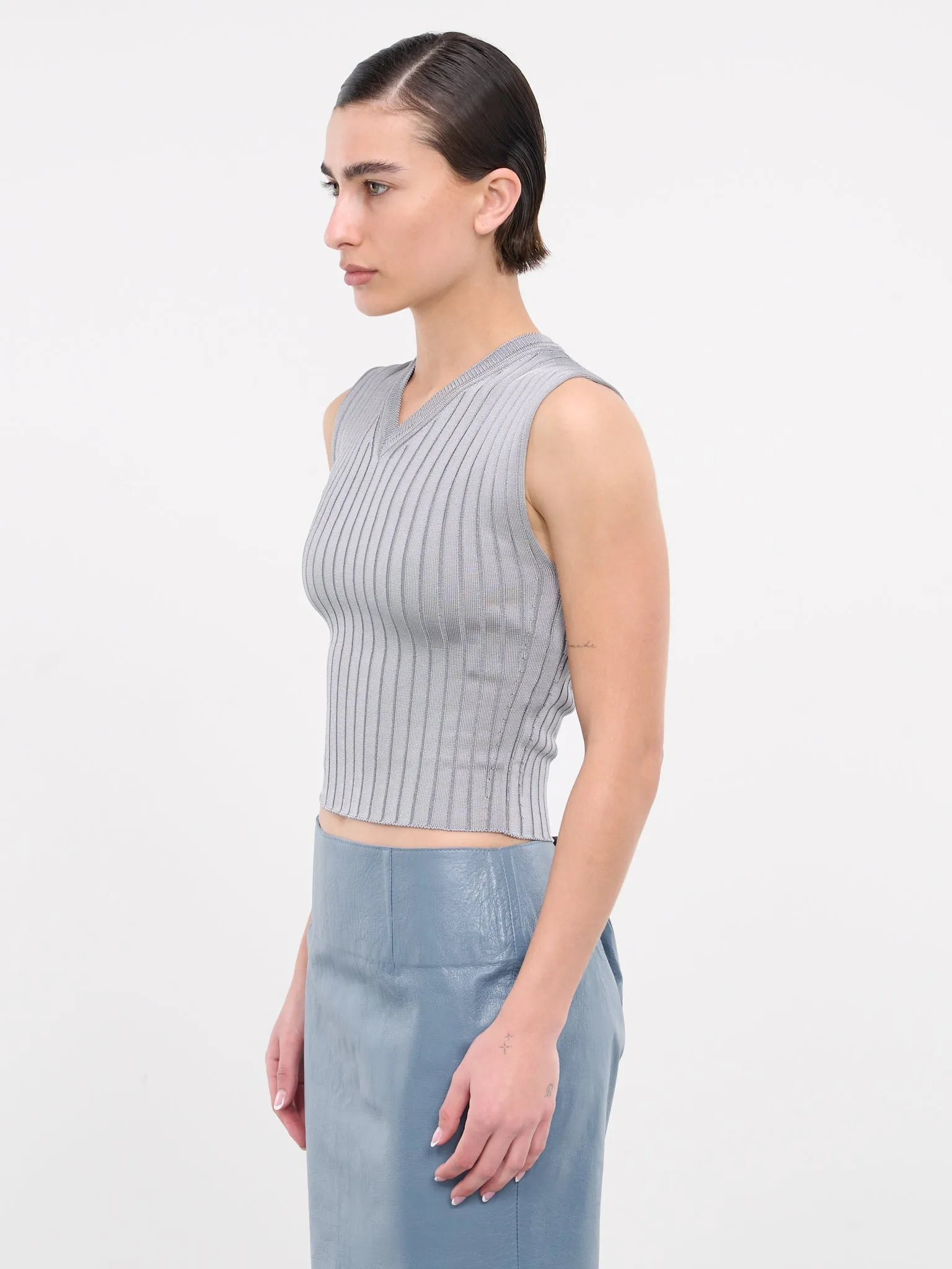 Rib-Knit Sweater Vest (CVMD0121A0-UFV222-GREG)